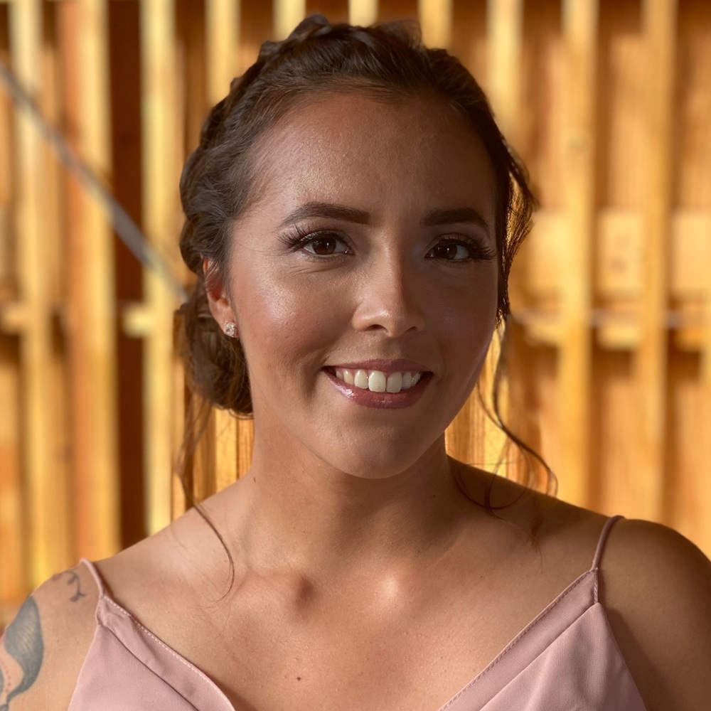Meet your Posher, Carolina
